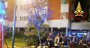 Incendio in palazzo a Reggio Emilia